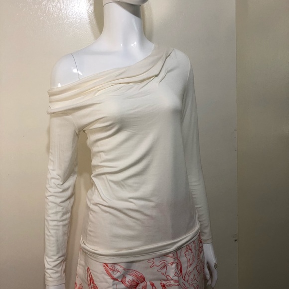 Tahari NWT cream drapped neck women’s top size XS - Picture 2 of 10
